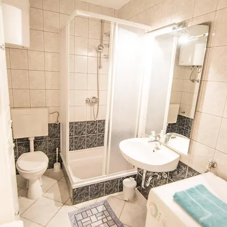 Apartman Ljiljana Biograd Na Moru