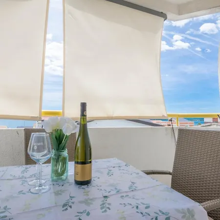 Apartament Ljiljana *